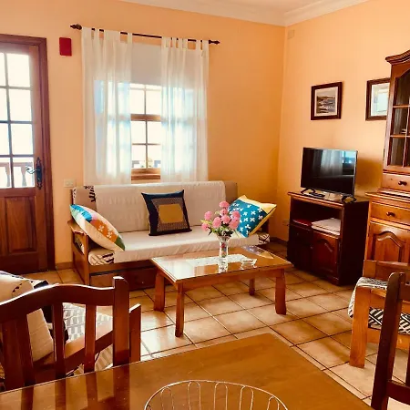 Isla Encantada Apartment *